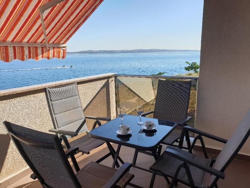 Summertime Apartmani Povljana Dış mekan fotoğraf
