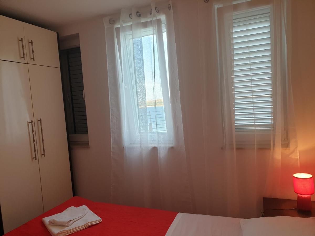 Summertime Apartmani Povljana Dış mekan fotoğraf