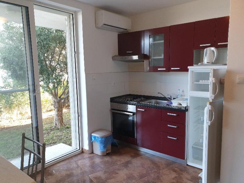 Summertime Apartmani Povljana Dış mekan fotoğraf